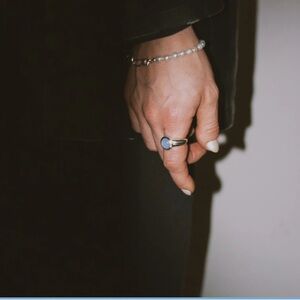 Apse Planet Ring Red Moonstone - Sterling Silver - Size 11